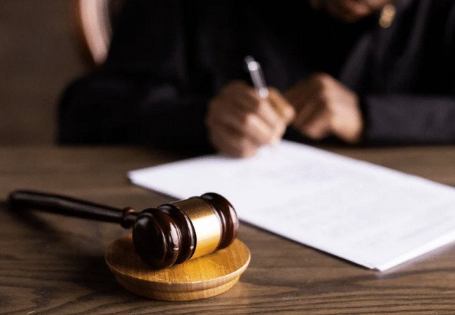 Подробнее о "Испанский ВНЖ за миллион: россиянин проиграл суд после отказа от переезда"