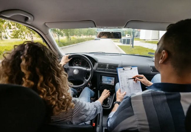 Подробнее о "Автошколы Испании раскроют статистику сдачи экзаменов"